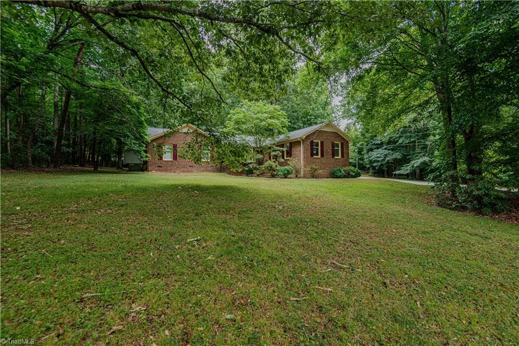 Stick/Site Built at 2603 Crescent Hill Drive, Mebane NC 27302, Mebane, photo 2 of 22