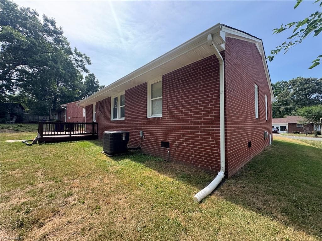 Stick/Site Built at 937 Glencoe Street, Winston-Salem NC 27107, Winston-Salem, photo 16 of 17