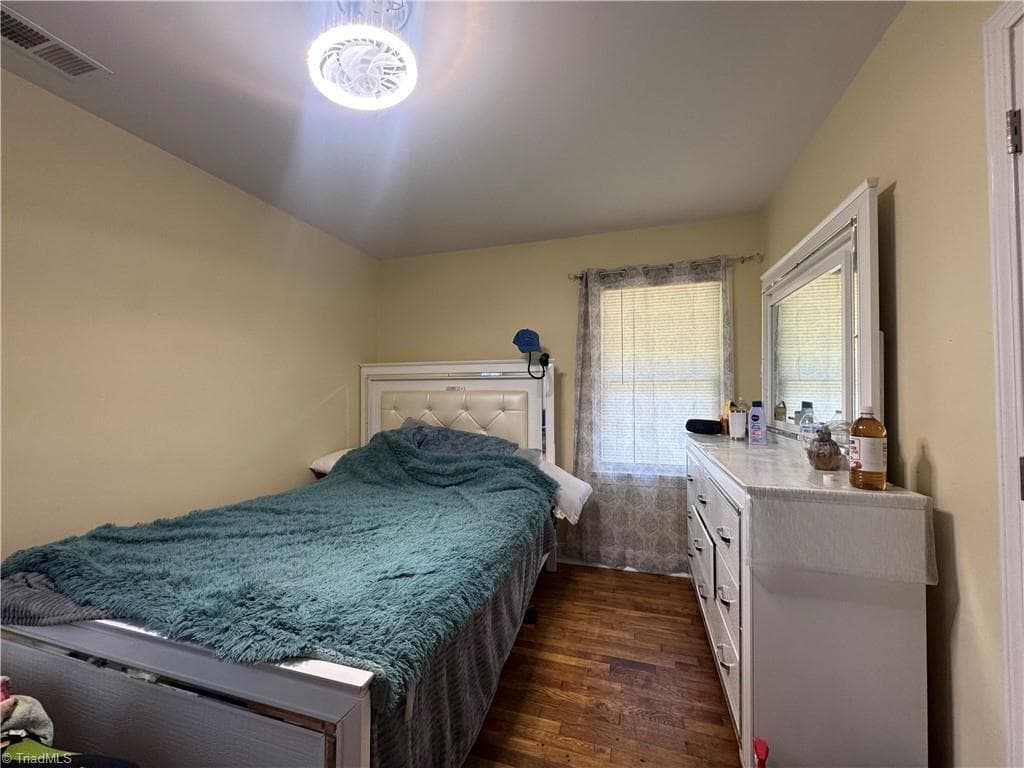 Stick/Site Built at 937 Glencoe Street, Winston-Salem NC 27107, Winston-Salem, photo 11 of 17