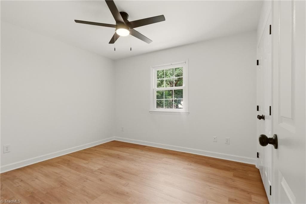 Stick/Site Built at 4518 Oak Hollow Drive, High Point NC 27265, photo 22 of 30