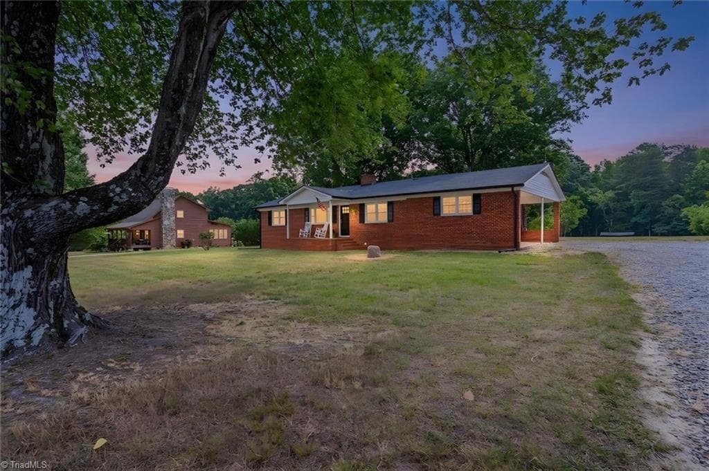 Stick/Site Built at 9771 Woodruff Road, Kernersville NC 27284, photo 2 of 46
