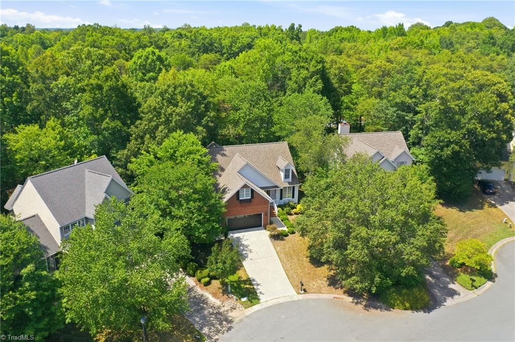 Stick/Site Built at 425 Turnberry Drive, Mebane NC 27302, Mebane, photo 2 of 48