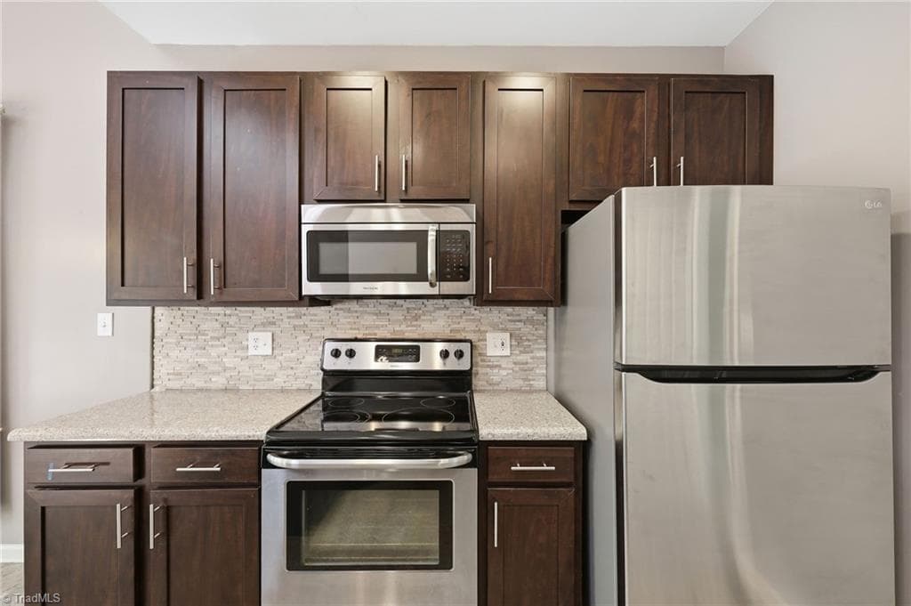 Stick/Site Built at 425 Turnberry Drive, Mebane NC 27302, Mebane, photo 12 of 48