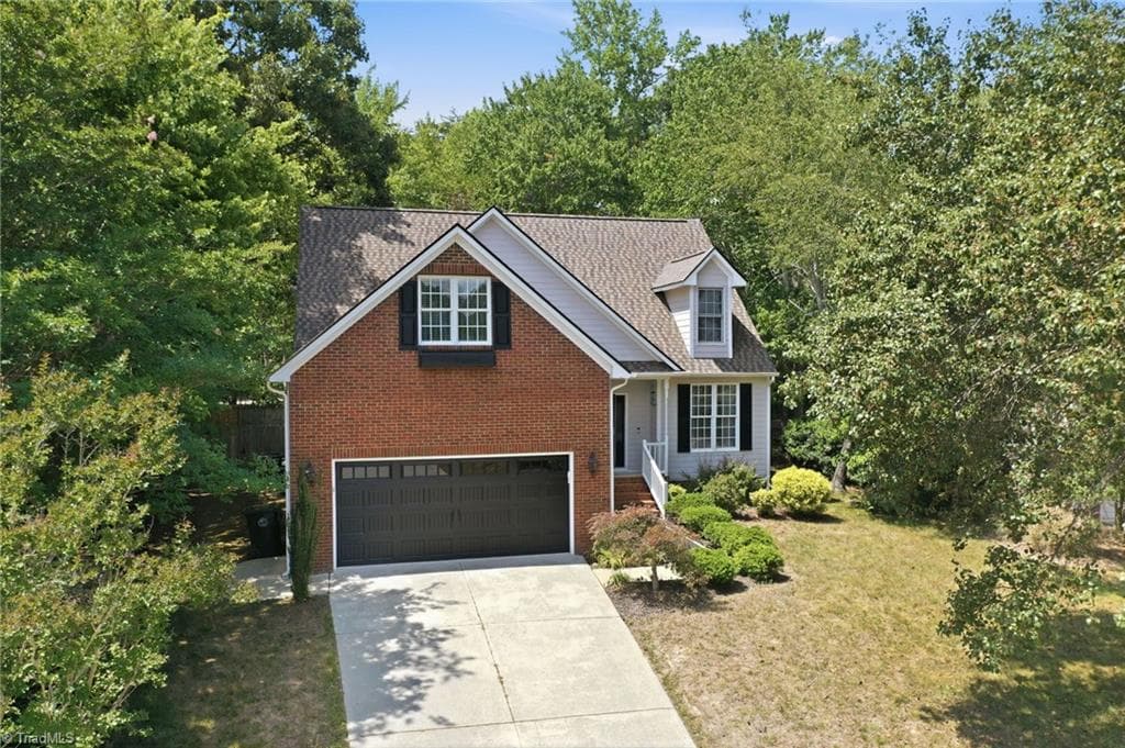 Stick/Site Built at 425 Turnberry Drive, Mebane NC 27302, Mebane, photo 3 of 48