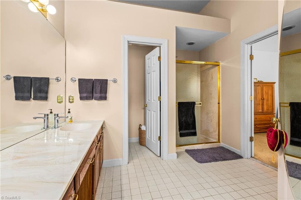 Stick/Site Built at 17 Spring Oak Court, Greensboro NC 27410, photo 10 of 20