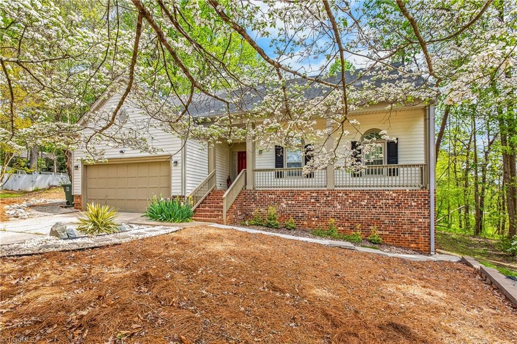 Stick/Site Built at 17 Spring Oak Court, Greensboro NC 27410, photo 14 of 20