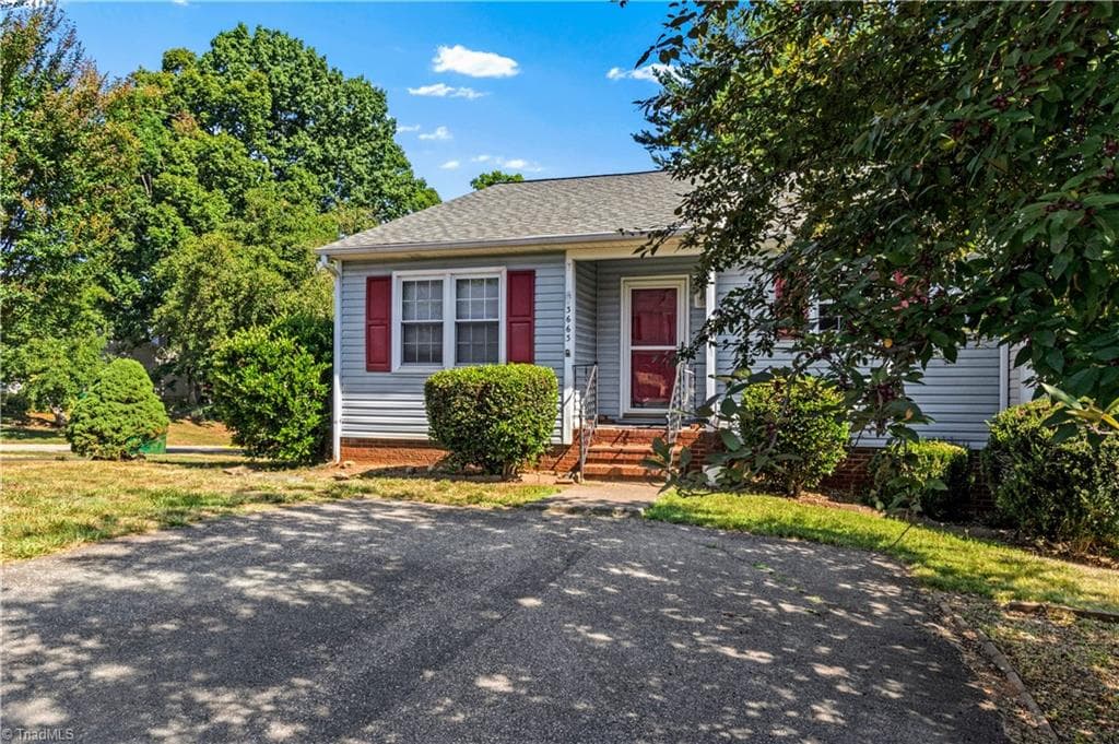 Stick/Site Built at 3663 Heathrow Drive, Winston-Salem NC 27127, Winston-Salem, photo 2 of 34