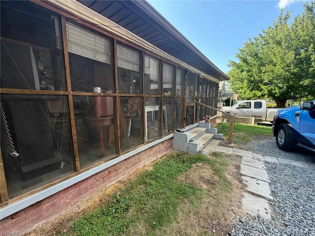 Stick/Site Built at 312 Reid Street, Thomasville NC 27360, Thomasville, photo 2 of 6