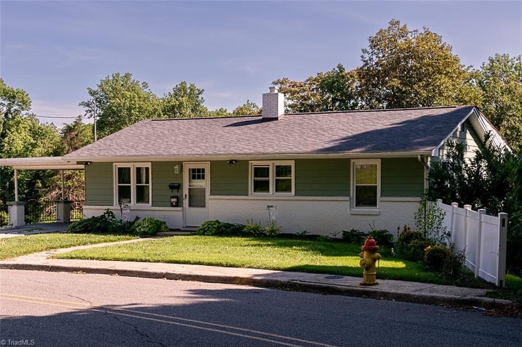 226 E Lebanon Street, Mount Airy NC 27030