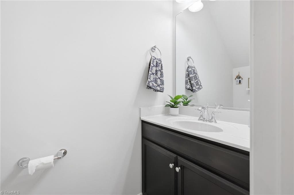Stick/Site Built at 3855 Thistleberry Road, High Point NC 27265, photo 13 of 43