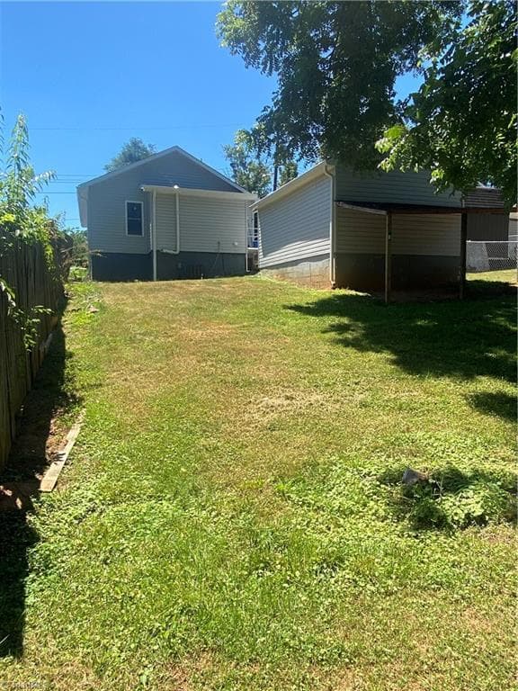 Stick/Site Built at 604 Peden Street, North Wilkesboro NC 28659, North Wilkesboro, photo 17 of 18