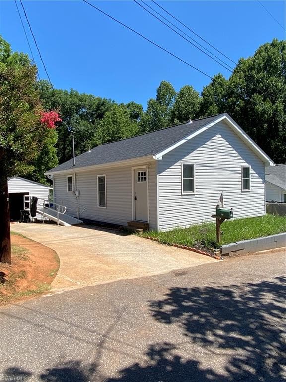 604 Peden Street, North Wilkesboro NC 28659