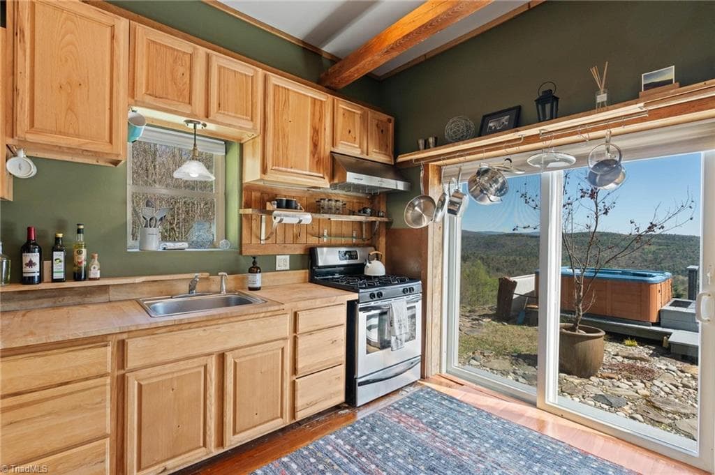 Stick/Site Built at 3086 Summit Road, Purlear NC 28665, Purlear, photo 10 of 35