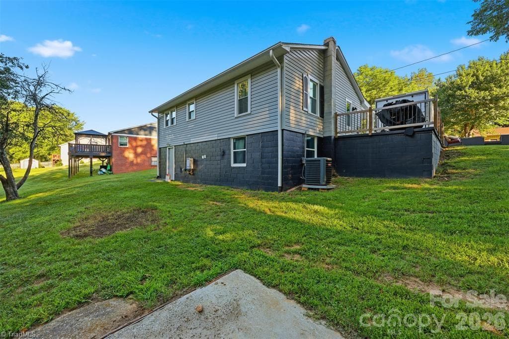 Stick/Site Built at 32 W Highland Avenue, Granite Falls NC 28630, photo 30 of 40