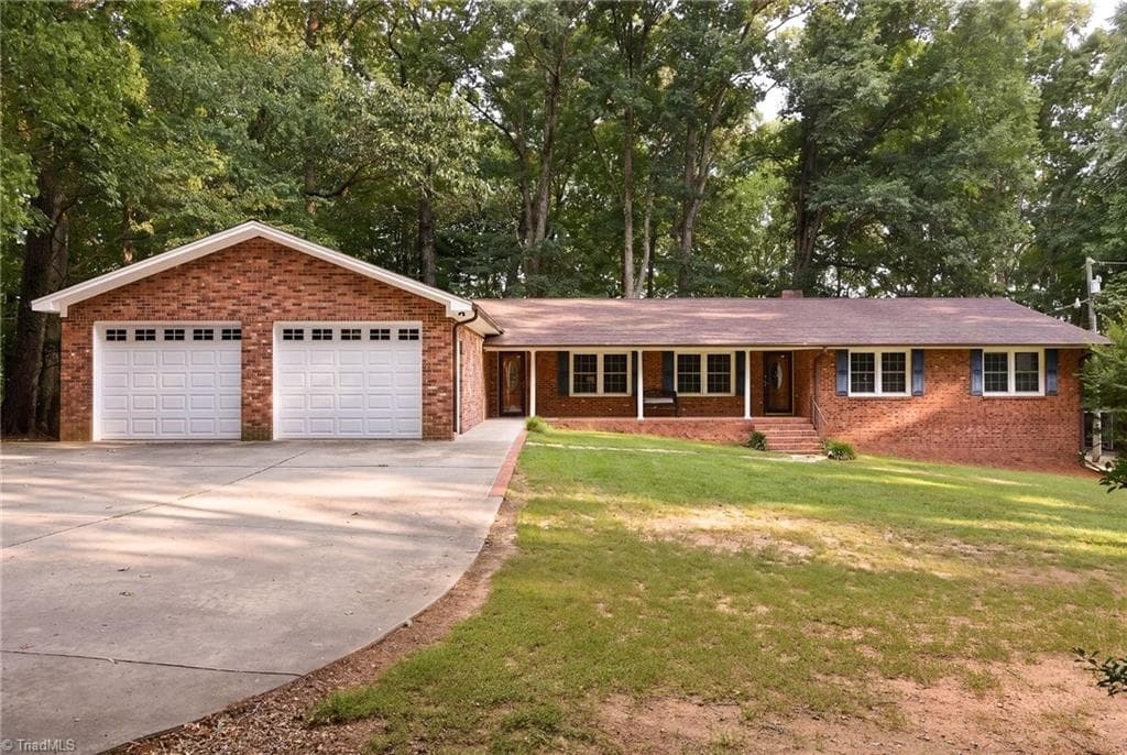 243 Clay Street, Linwood NC 27299