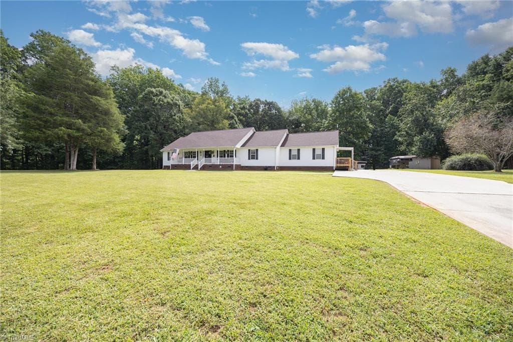 Stick/Site Built at 715 Candlewick Drive, Salisbury NC 28147, Salisbury, photo 3 of 42