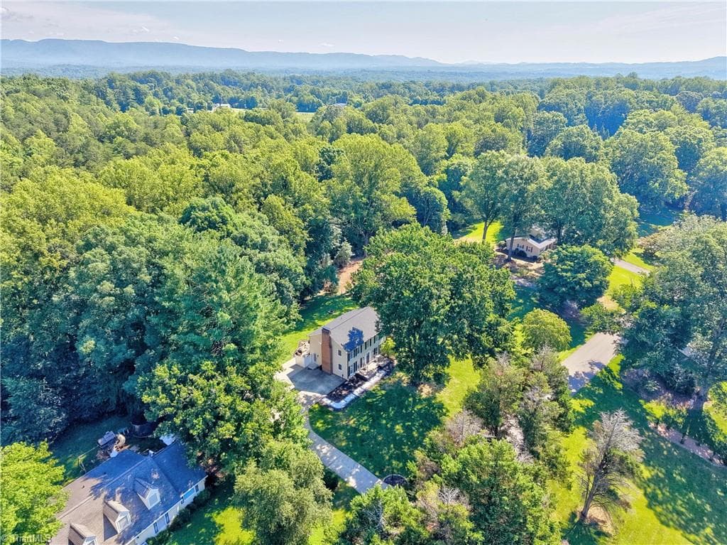 Stick/Site Built at 553 Cross Creek Drive, Mount Airy NC 27030, Mount Airy, photo 67 of 84