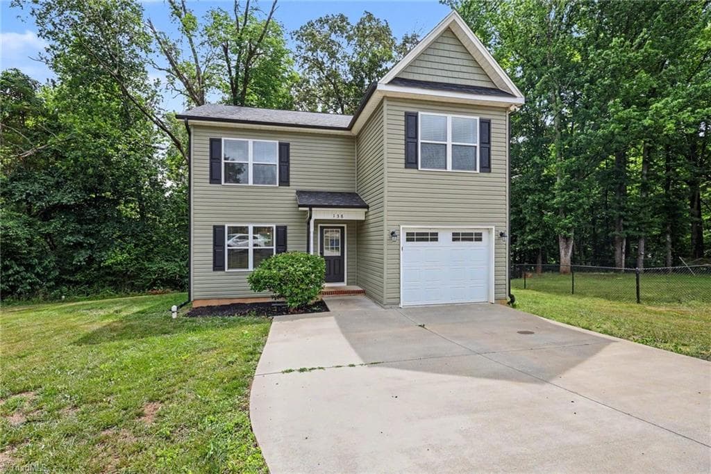 Stick/Site Built at 138 Gumtree Court, Mocksville NC 27028, photo 2 of 23