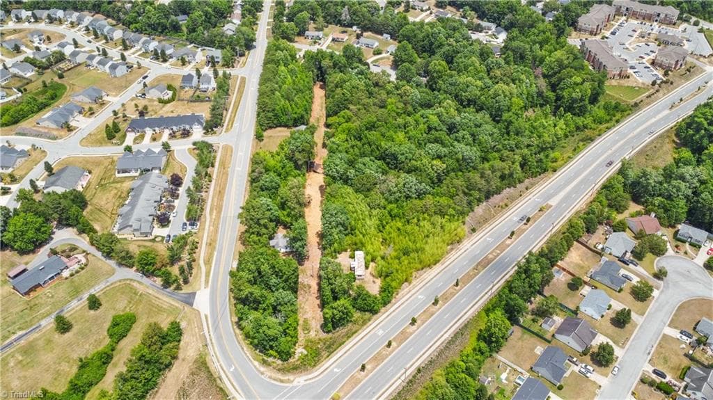Stick/Site Built at 709 Westover Drive, High Point NC 27265, photo 22 of 33