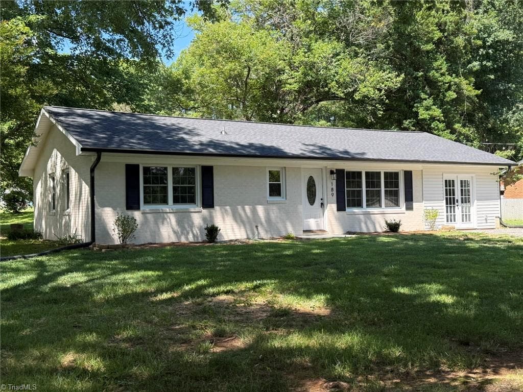189 W Cleve Street, Mount Airy NC 27030