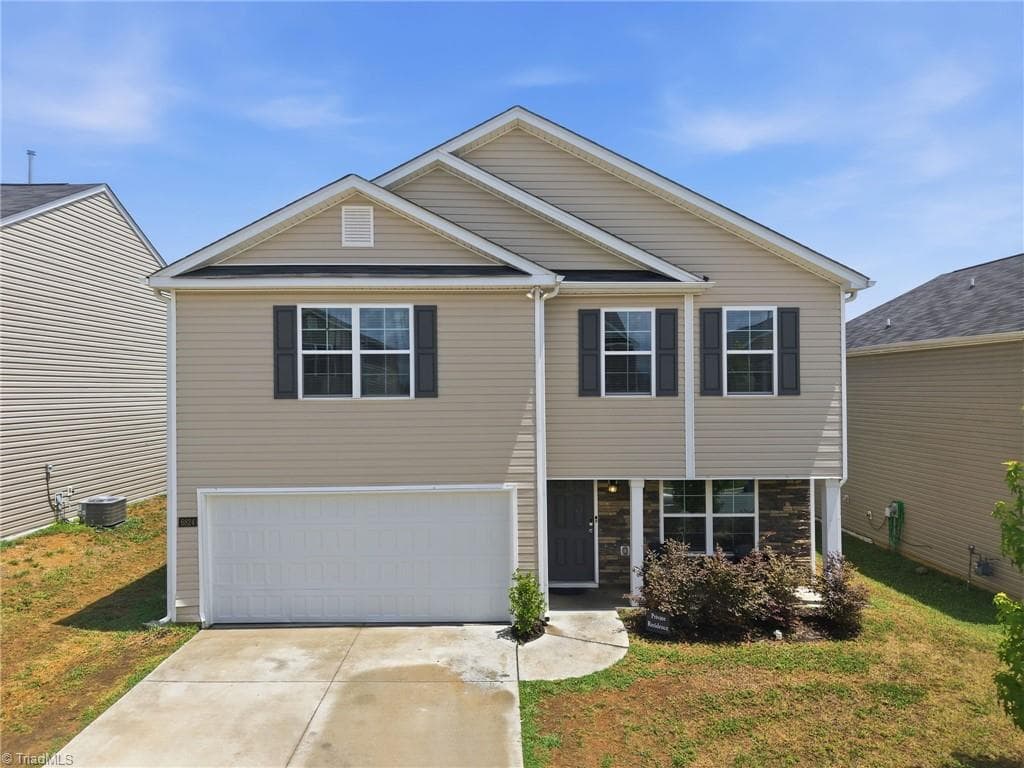 Stick/Site Built at 6824 Keeneland Drive, Whitsett NC 27377, photo 2 of 44