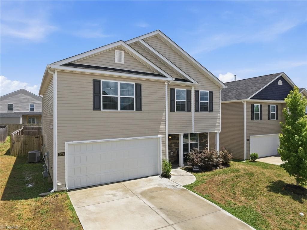 Stick/Site Built at 6824 Keeneland Drive, Whitsett NC 27377, photo 3 of 44
