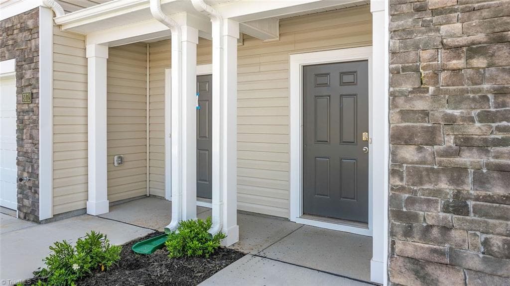 Stick/Site Built at 4103 Big Alamance Run, Graham NC 27253, photo 2 of 23