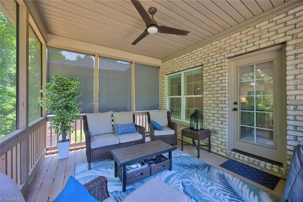 1201 Plantation Village Drive, Clemmons NC 27012