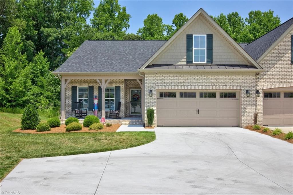 Stick/Site Built at 1201 Plantation Village Drive, Clemmons NC 27012, photo 4 of 41