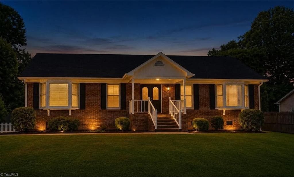 Stick/Site Built at 2308 Leeds Avenue, High Point NC 27265, photo 26 of 45