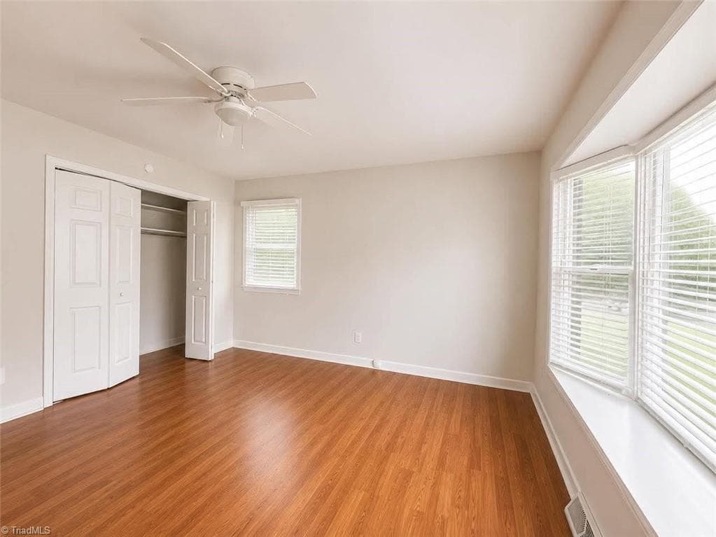 Stick/Site Built at 2308 Leeds Avenue, High Point NC 27265, photo 4 of 45