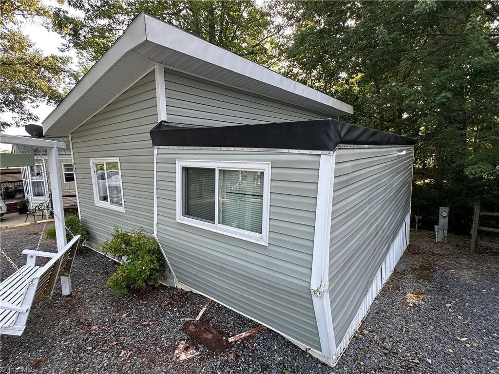 Manufactured Home at 162 Club House Drive, New London NC 28127, photo 24 of 50