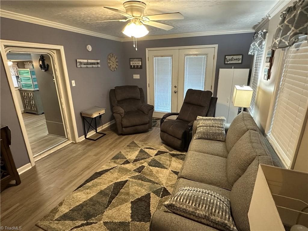 Manufactured Home at 138 Marina Drive, New London NC 28127, photo 10 of 50