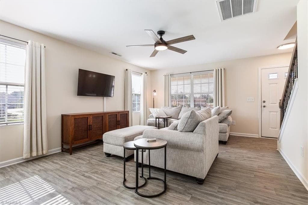 Stick/Site Built at 3807 Copperfield Court, High Point NC 27265, photo 6 of 38