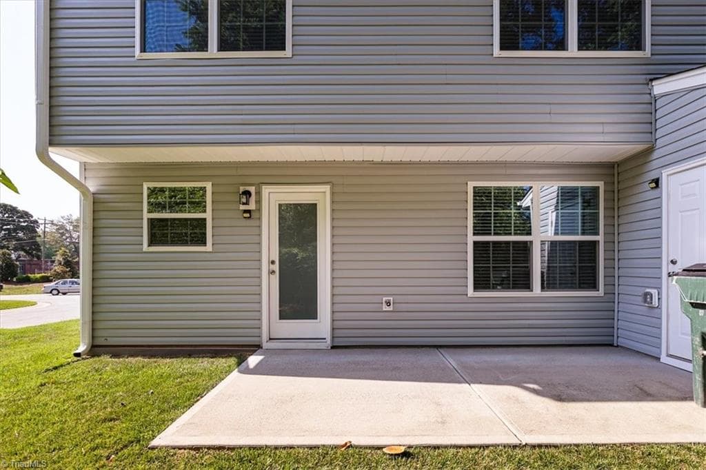 Stick/Site Built at 3807 Copperfield Court, High Point NC 27265, photo 36 of 38