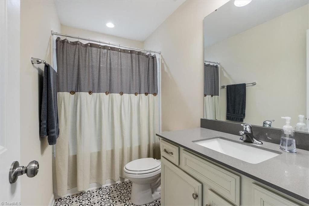 Stick/Site Built at 3807 Copperfield Court, High Point NC 27265, photo 28 of 38