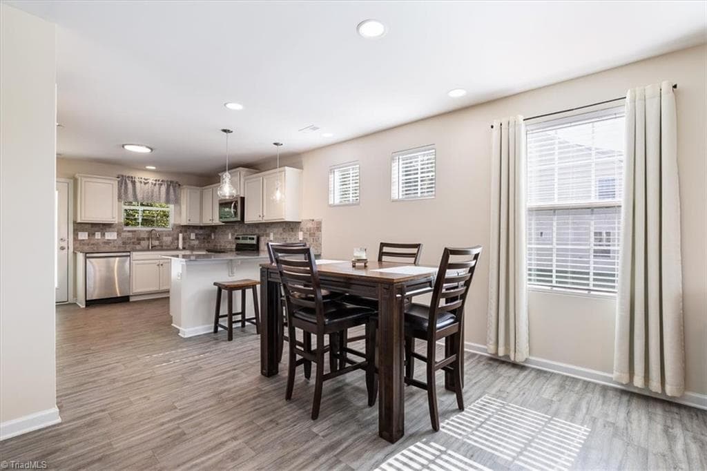 Stick/Site Built at 3807 Copperfield Court, High Point NC 27265, photo 10 of 38