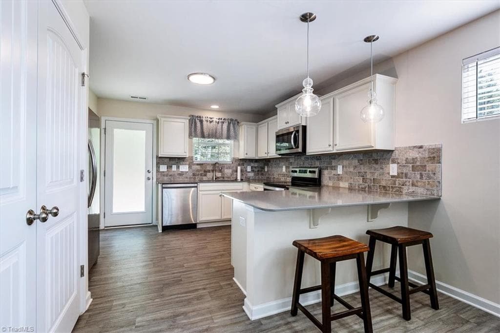 Stick/Site Built at 3807 Copperfield Court, High Point NC 27265, photo 11 of 38