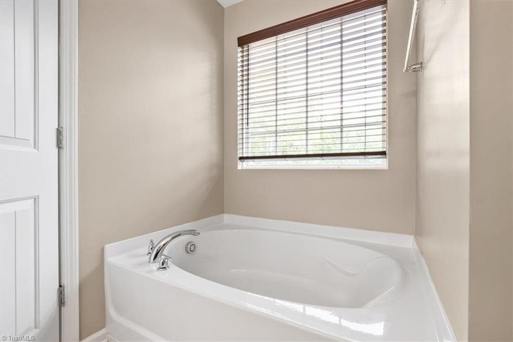 Stick/Site Built at 6511 Rogers Farm Road, Pleasant Garden NC 27313, photo 25 of 41
