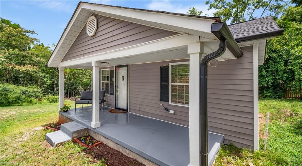 Stick/Site Built at 1111 Brentwood Street, High Point NC 27260, photo 3 of 33