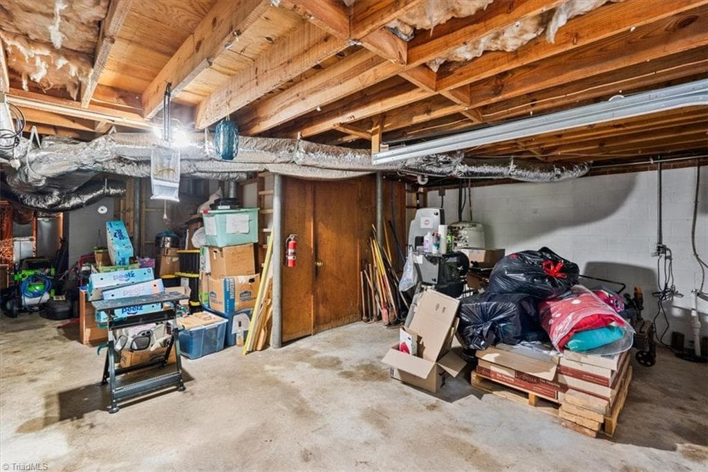 Stick/Site Built at 262 Shady Grove Lane, Winston-Salem NC 27107, Winston-Salem, photo 31 of 39