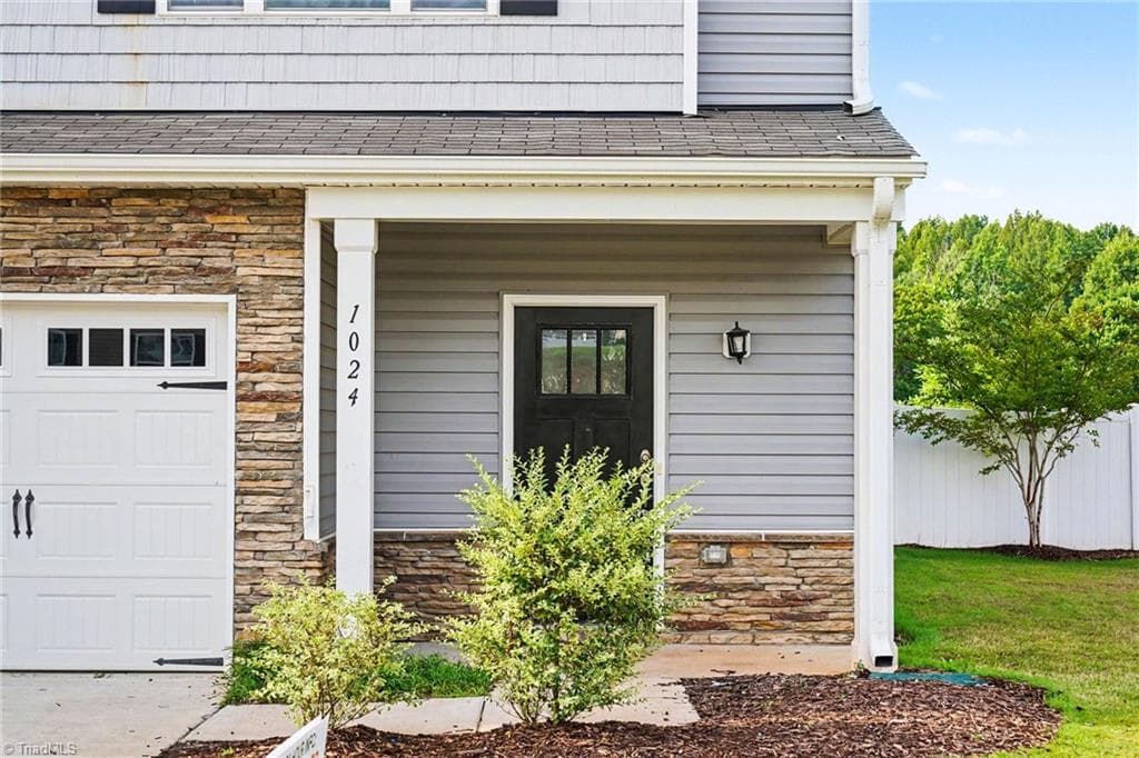 Stick/Site Built at 1024 Abbott Street, Mebane NC 27302, Mebane, photo 4 of 31