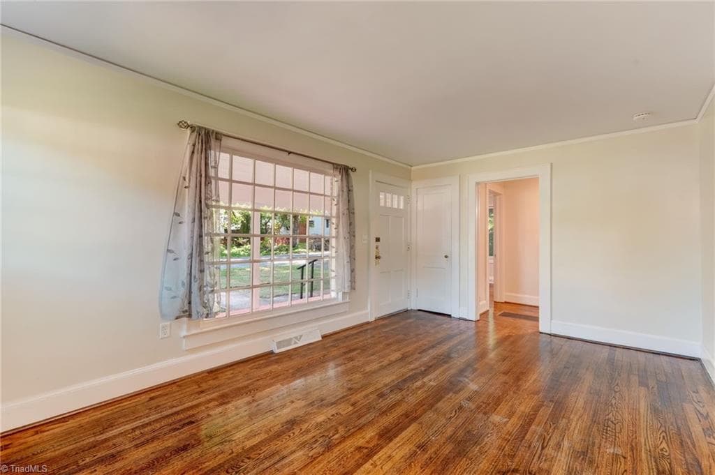 Stick/Site Built at 417 Martin Street, Reidsville NC 27320, photo 11 of 39