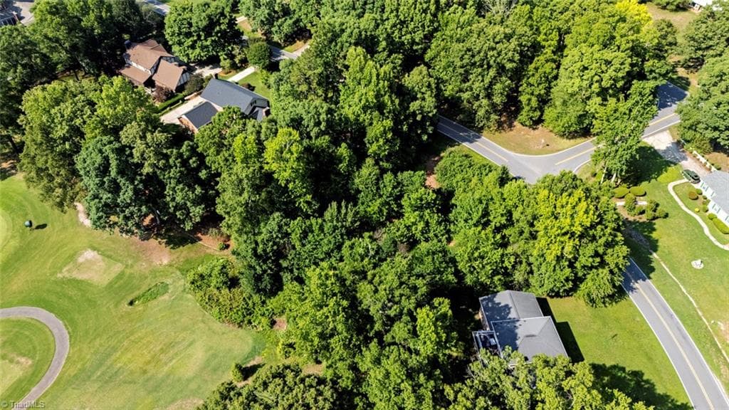 Single Family Residence at 4929 Edinborough Road, Greensboro NC 27406, Greensboro, photo 9 of 52