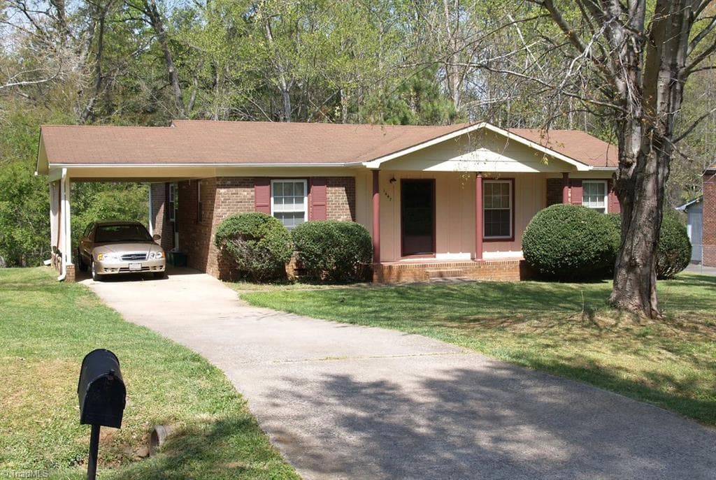 1447 Vestal Road, Rural Hall NC 27045