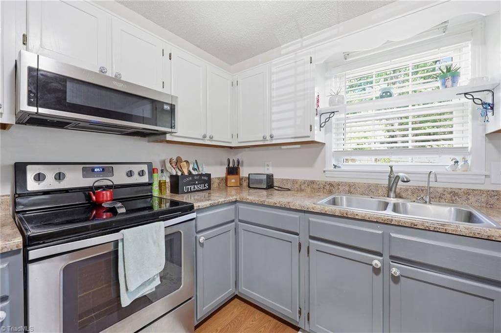 Stick/Site Built at 4027 Granby Street, Winston-Salem NC 27101, Winston-Salem, photo 9 of 37