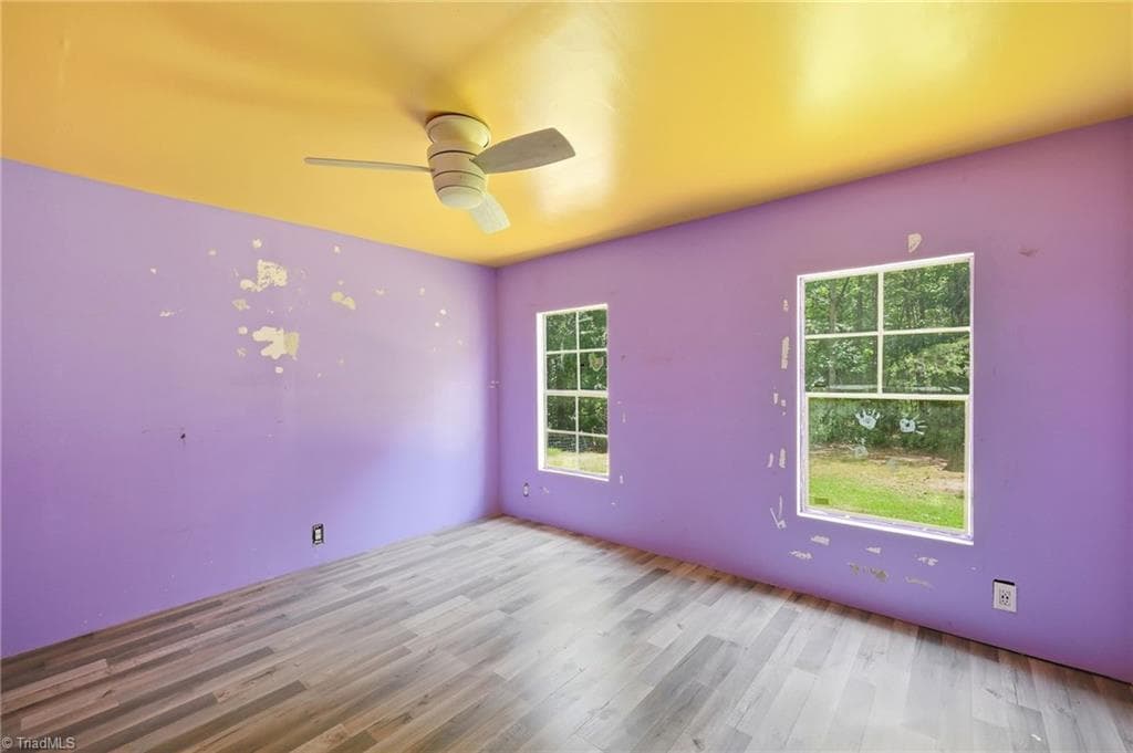 Manufactured Home at 5824 Chestnut Lane, Snow Camp NC 27349, photo 12 of 34