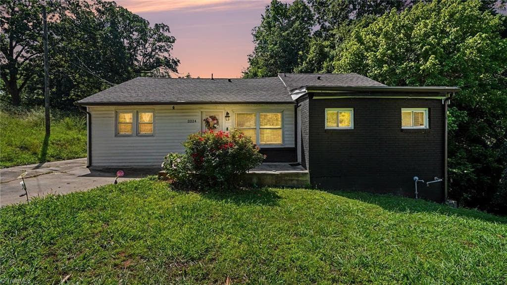 2224 Greensboro Street Extension, Lexington NC 27295