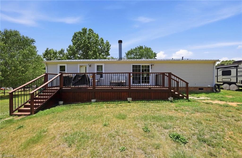 Manufactured Home at 180 B Austin Drive, Eden NC 27288, photo 4 of 18