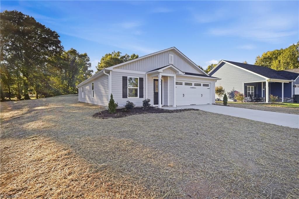 Stick/Site Built at 337 Frank Cherry Street, Eden NC 27288, photo 3 of 33